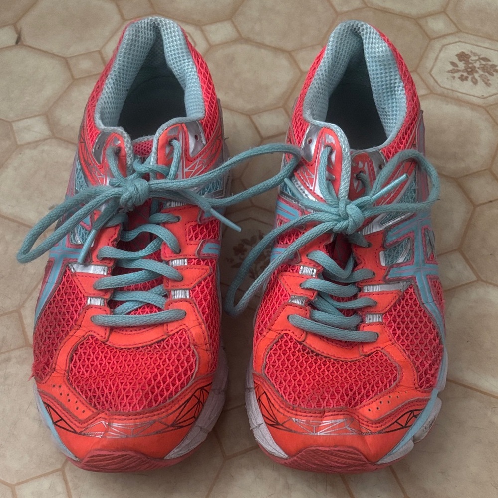 Women's Athletic Shoes in Red and Blue